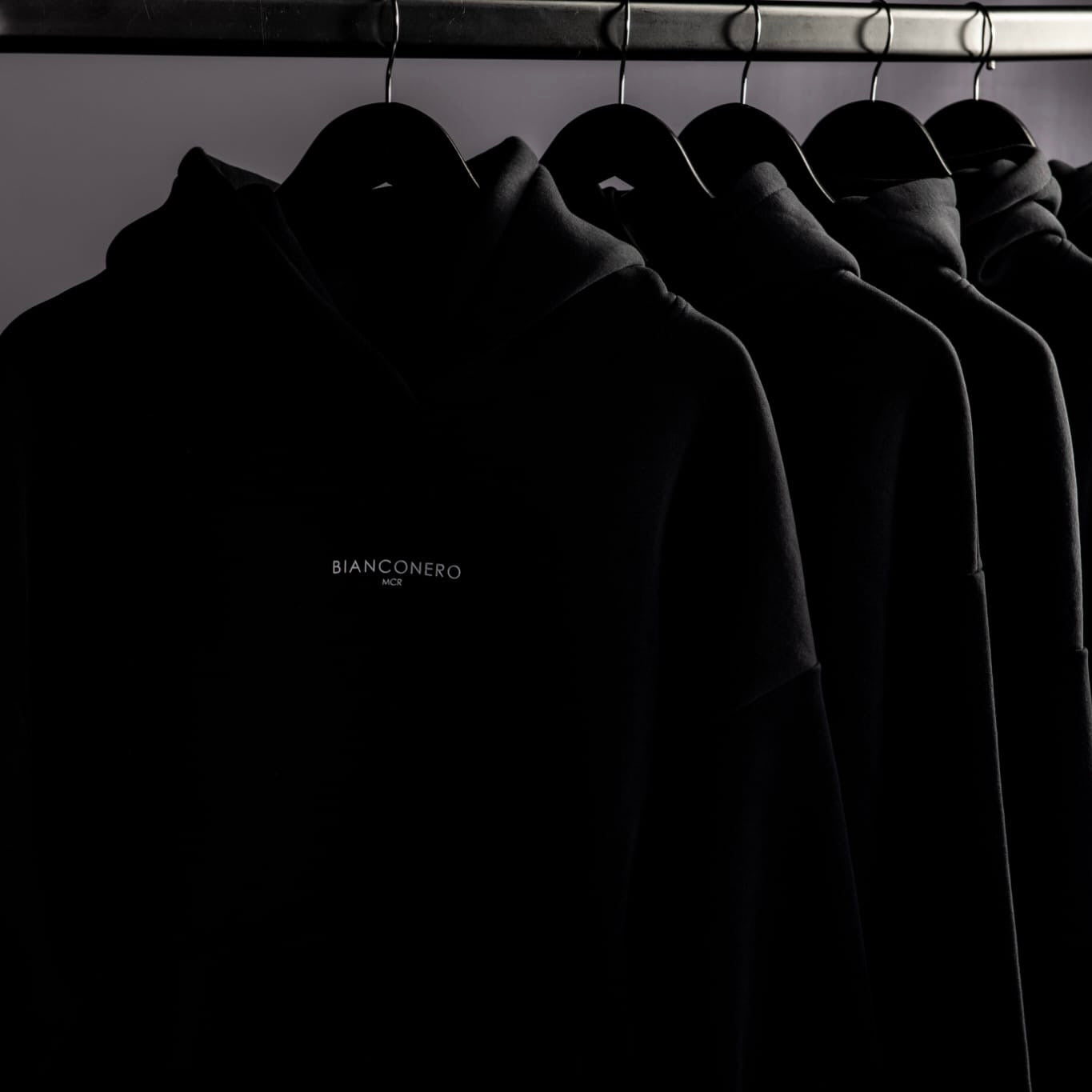 Club Bianconero Oversized Hoodie – Nero