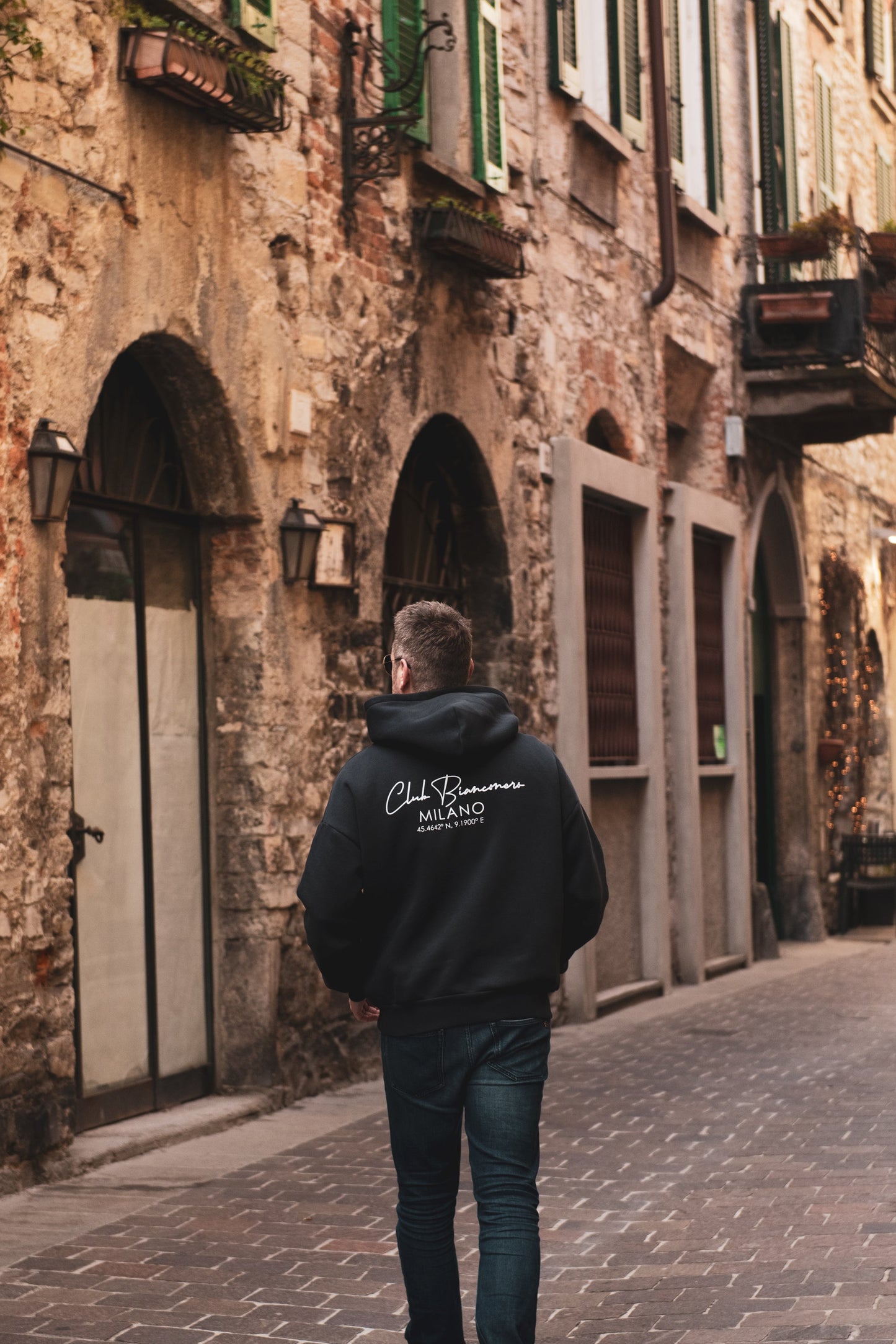 Club Bianconero Oversized Hoodie – Nero